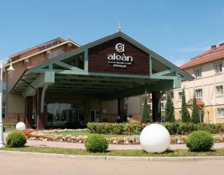 *Отель "Alean Family Doville" / "Алеан Фэмили Довиль"