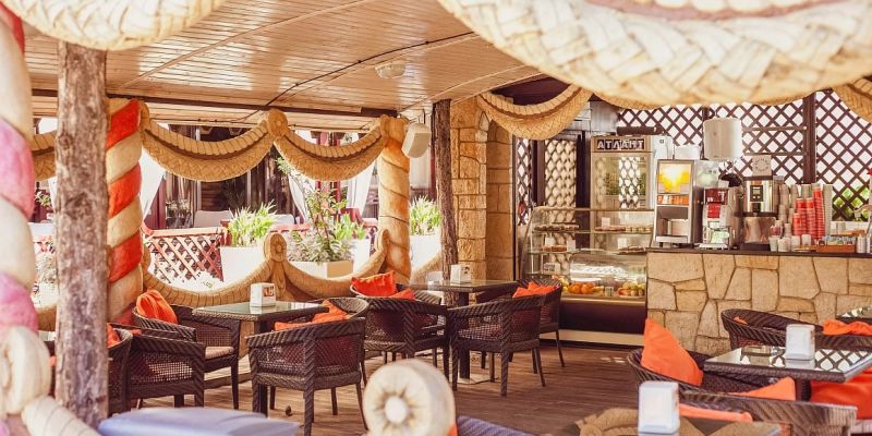 *Отель "Alean Family Doville" / "Алеан Фэмили Довиль"